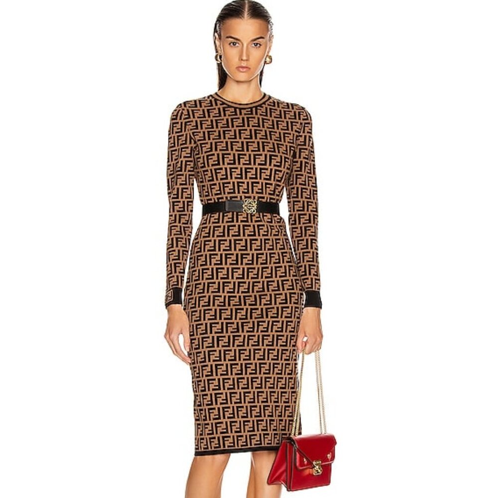 Fendi long-sleeved dressBrand newsize 36